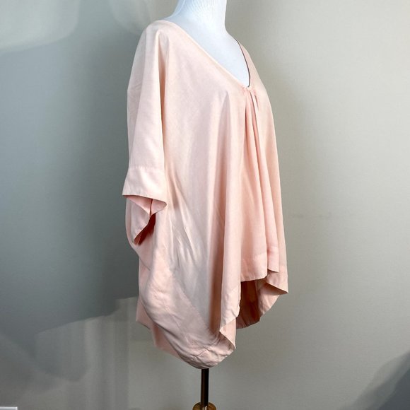 The Odells Top Womens Medium Pink Oversized Relaxed Fit V-Neck Short Sleeve New - Picture 4 of 12